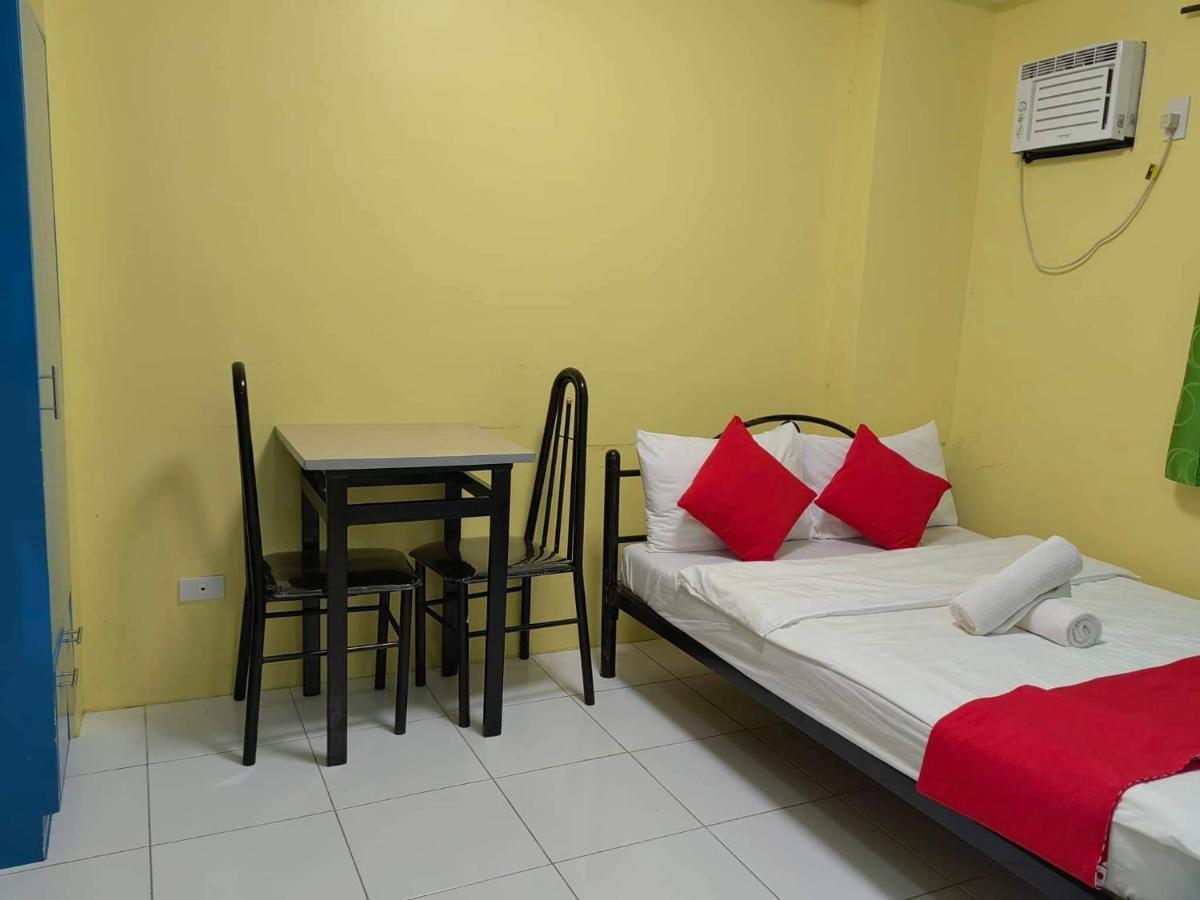 Yellowpad Hotel Davao Luaran gambar